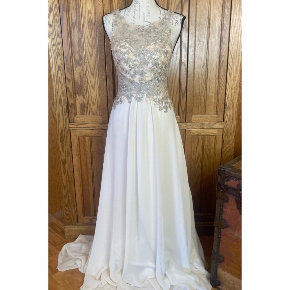 Faviana glamour evening gown